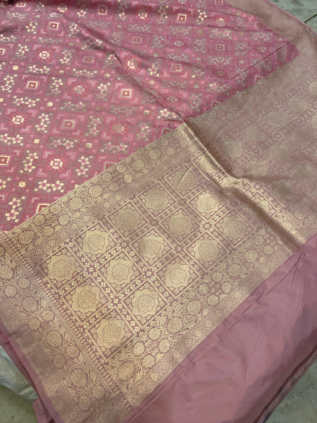 Pastel Pink Banarasi Handloom Katan Silk Saree - Aura Benaras