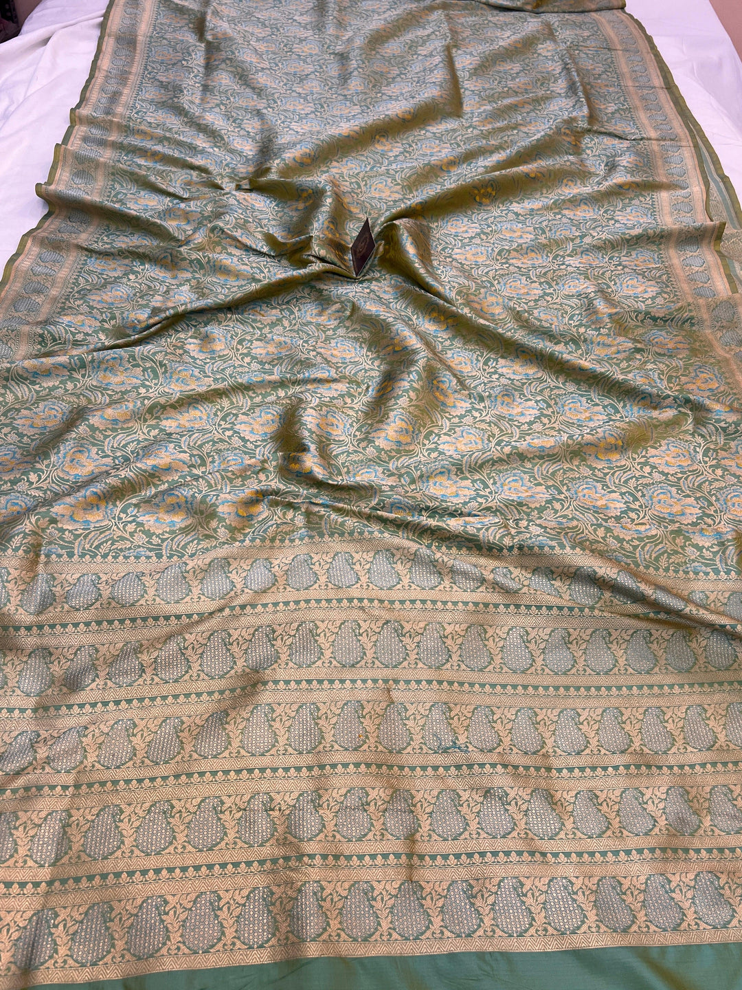 Sea Green Pure Katan silk Handloom Banarasi Saree