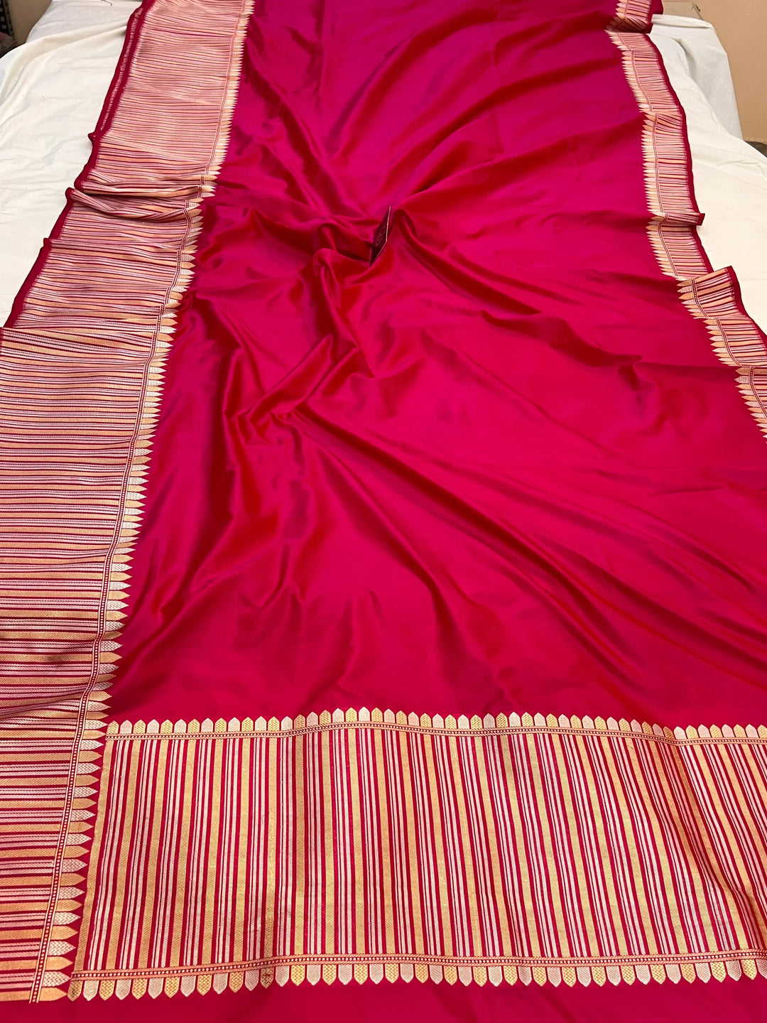 Hot Pink Banarasi Handloom Katan Silk Saree - Aura Benaras