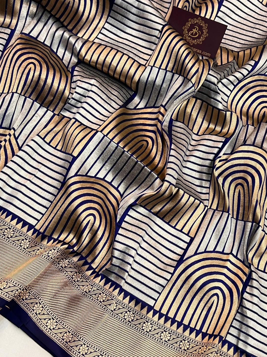 Navy Blue Pure Katan silk Handloom Banarasi Saree