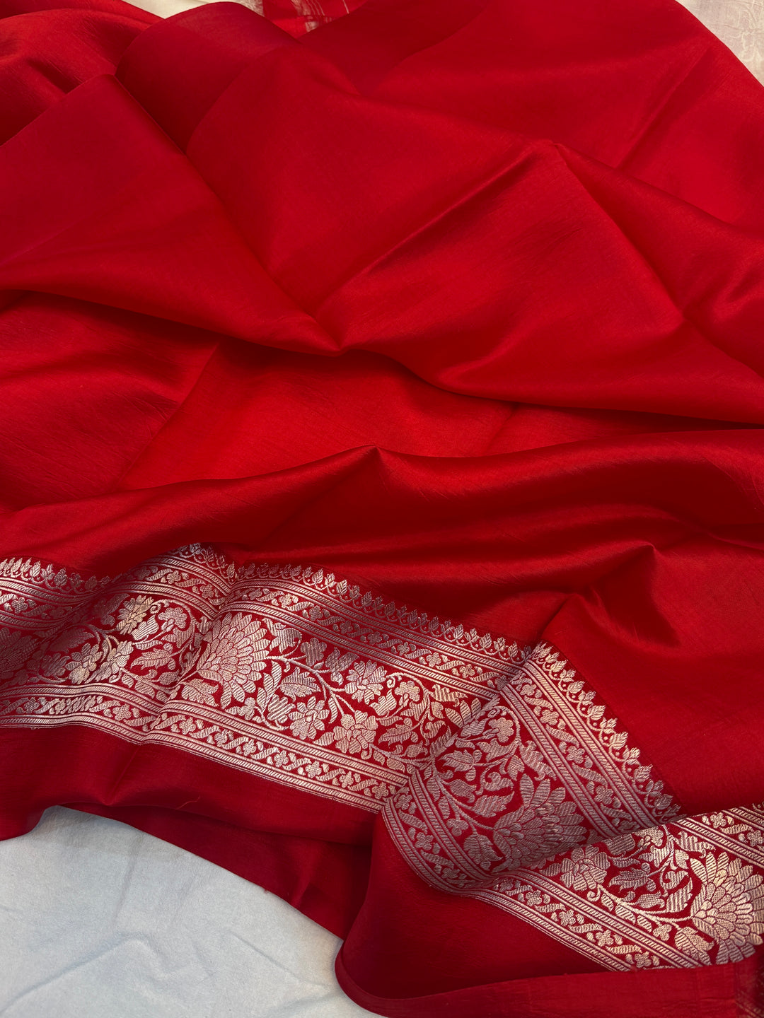 Cream Pure Silk Handloom Banarasi Saree