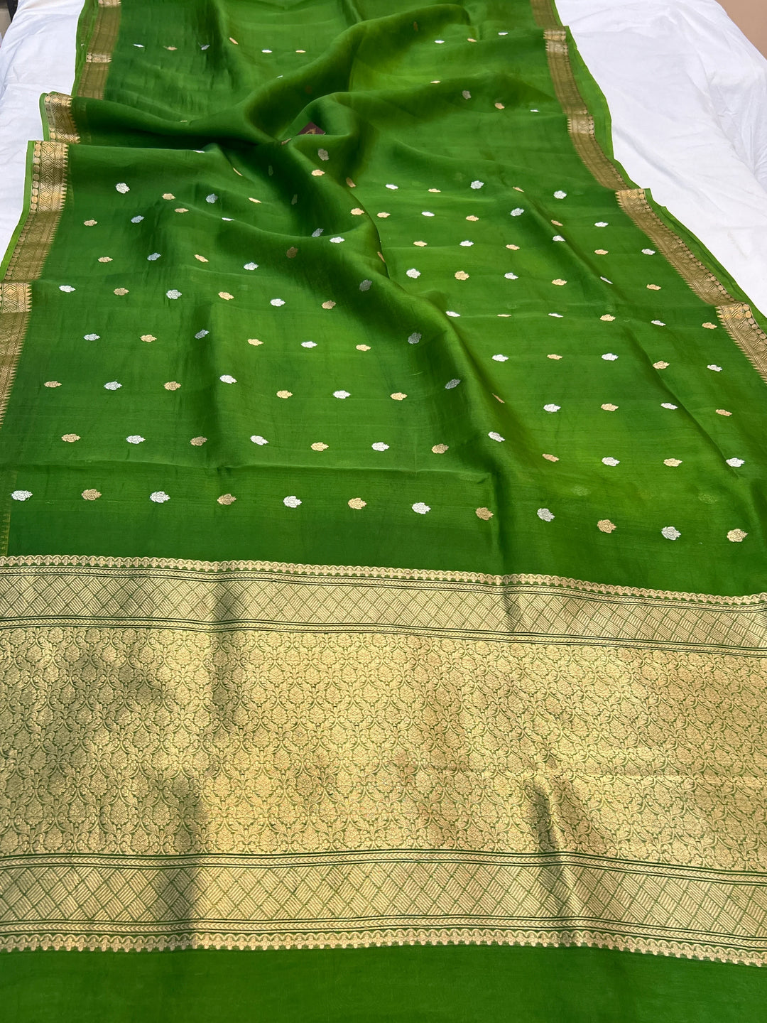 Mehndi Green Kora Silk Handloom Banarasi Saree