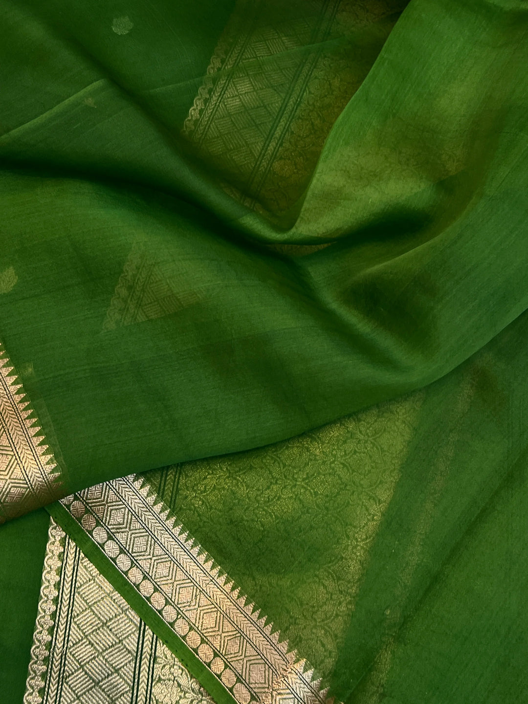Mehndi Green Kora Silk Handloom Banarasi Saree