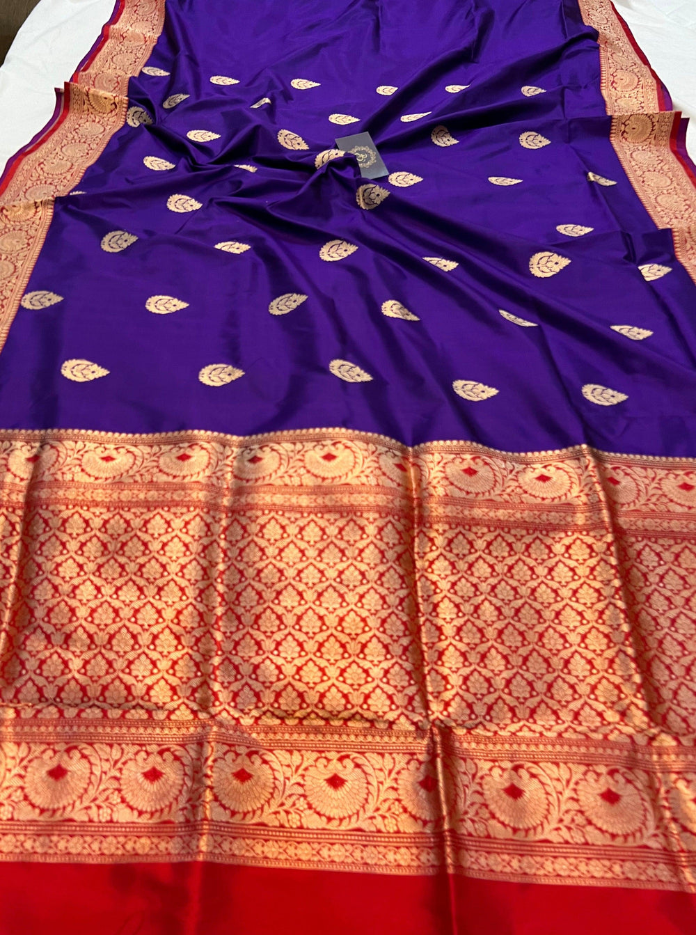 Purple Pure Banarasi Handloom Katan Silk Saree - Aura Benaras