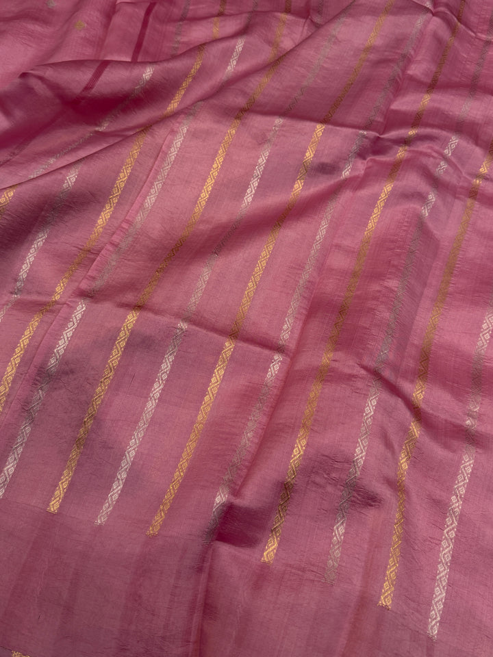 Onion Pure Silk Handloom Banarasi Saree