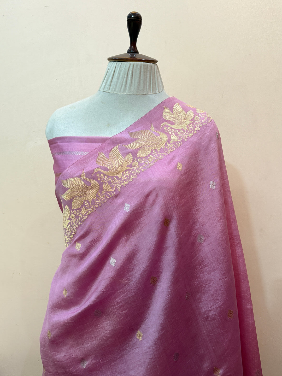 Onion Pure Silk Handloom Banarasi Saree