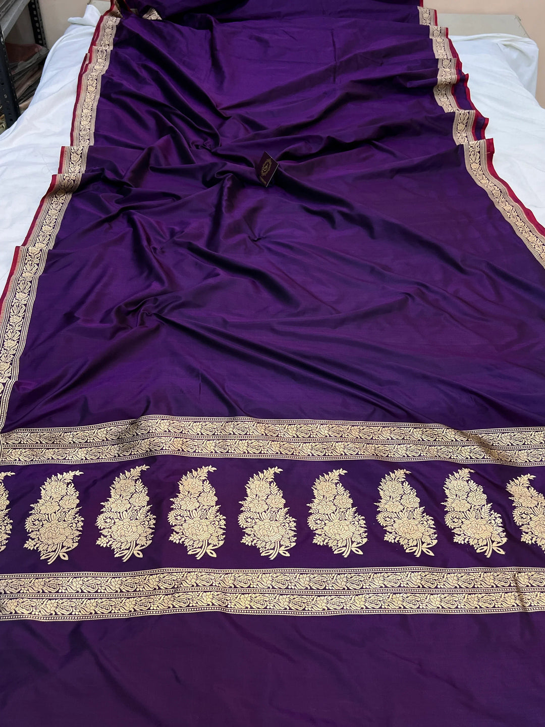 Deep Purple Pure Katan Silk Handloom Banarasi Saree
