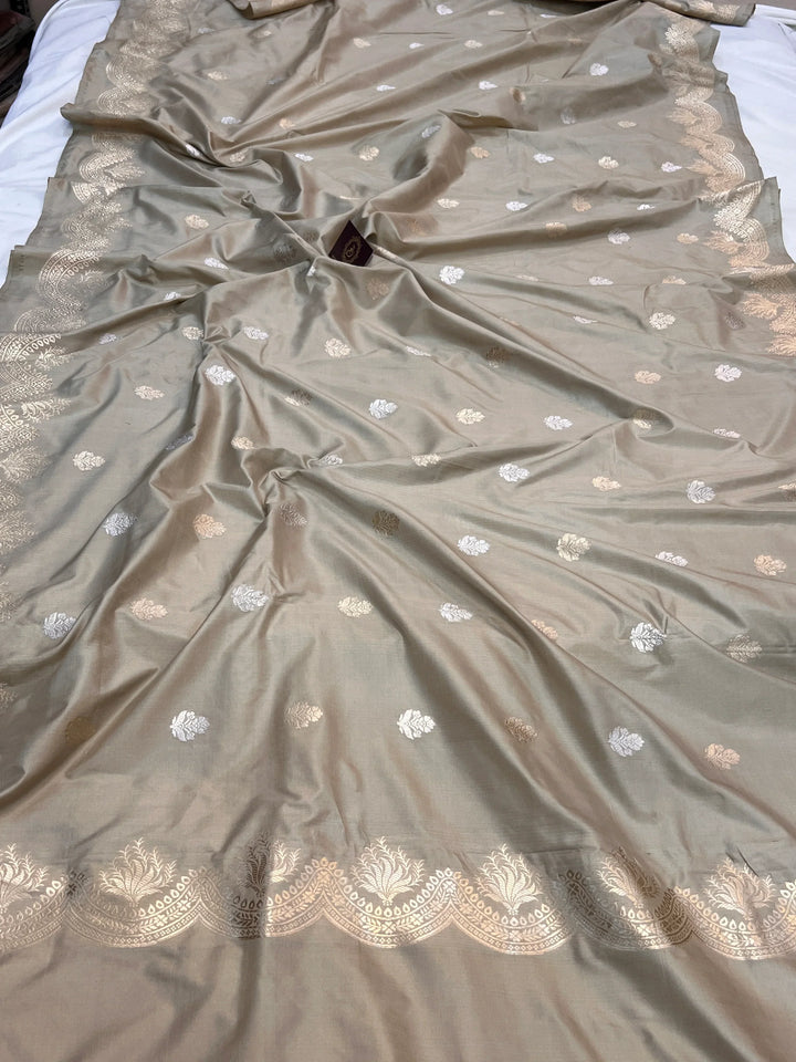 Katan Silk Banarasi Saree Kadhwa Sona Rupa Scallop Border