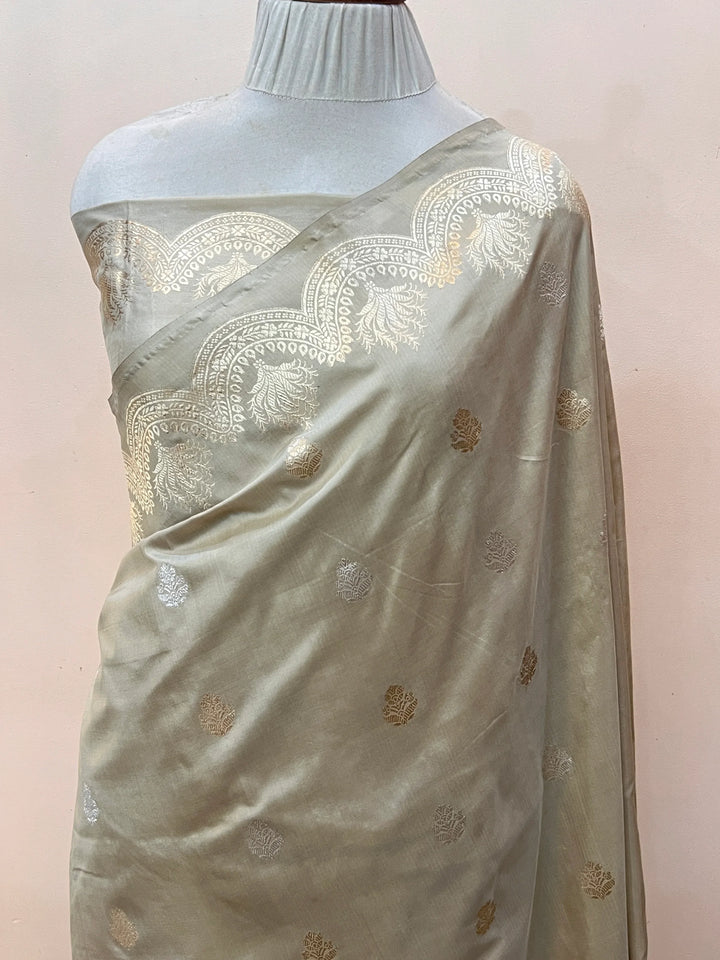 Katan Silk Banarasi Saree Kadhwa Sona Rupa Scallop Border
