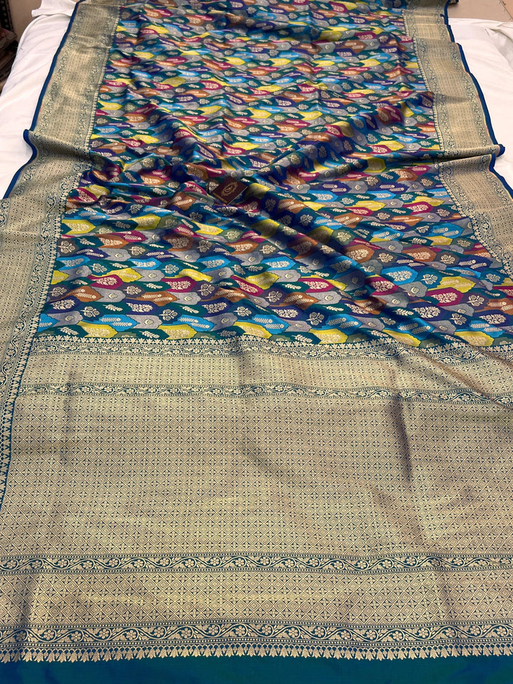 Buy Peacock Shade Rangkaat Banarasi Katan Silk Saree 
