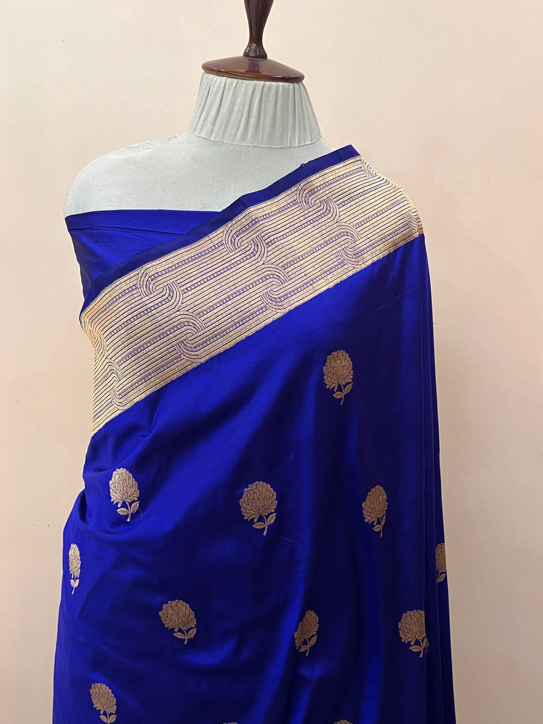Royal Blue Pure Katan Silk Handloom Banarasi Saree