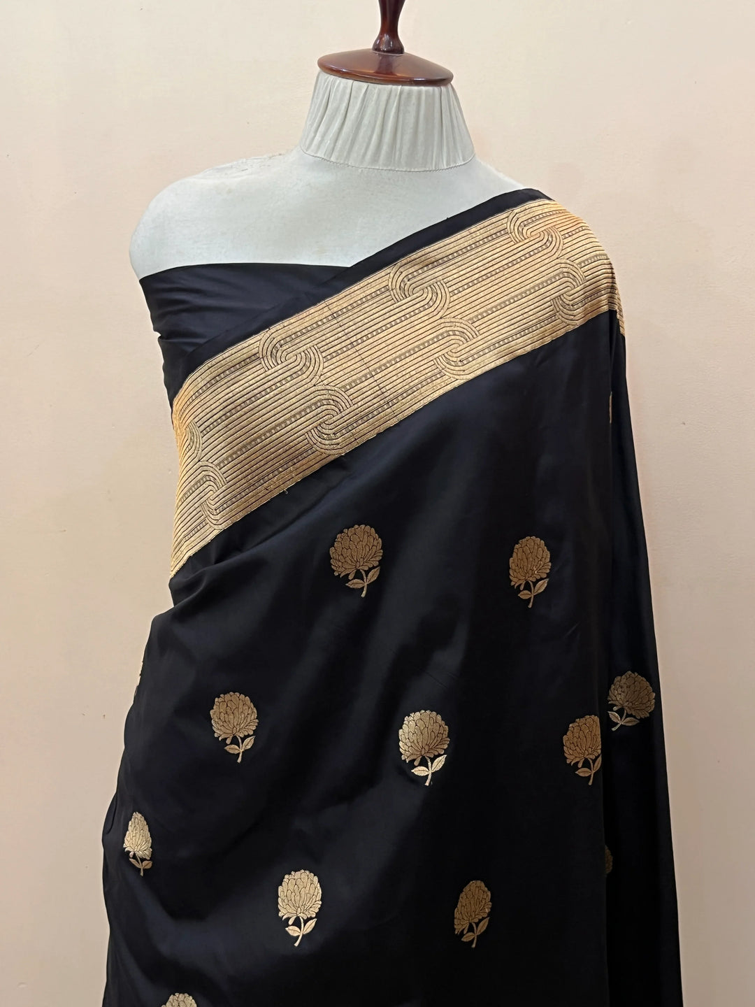 Black Pure Katan Silk Handloom Banarasi Saree
