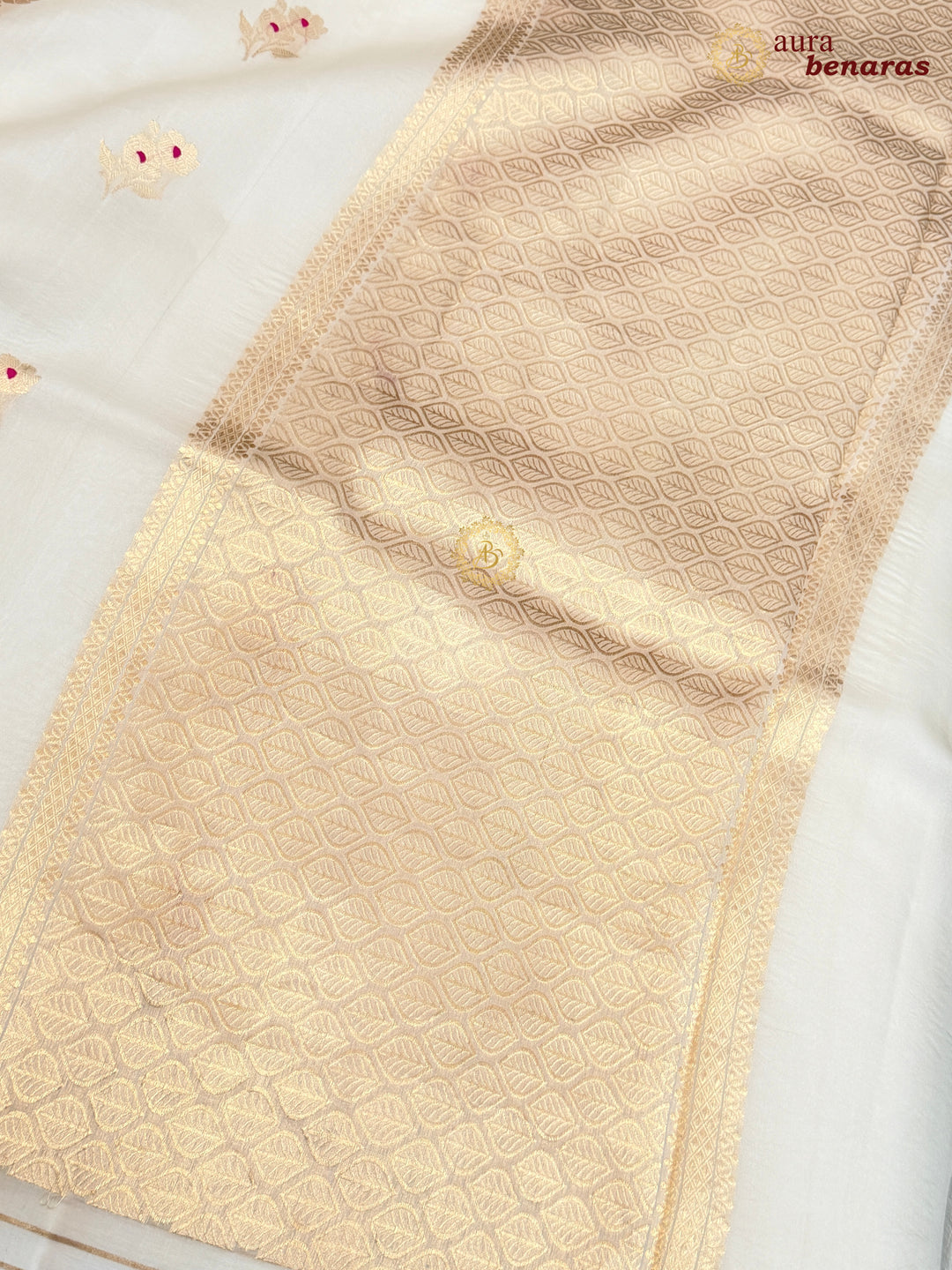 Off White Pure Kora Silk Banarasi Saree with Kadhwa Flower Butas