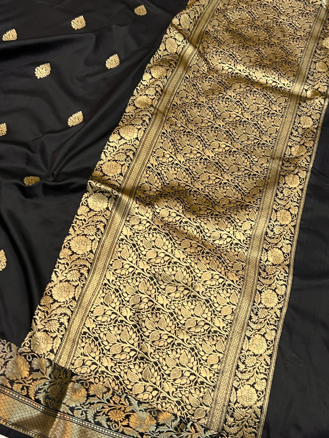 Black Pure Katan Silk Handloom Banarasi Saree