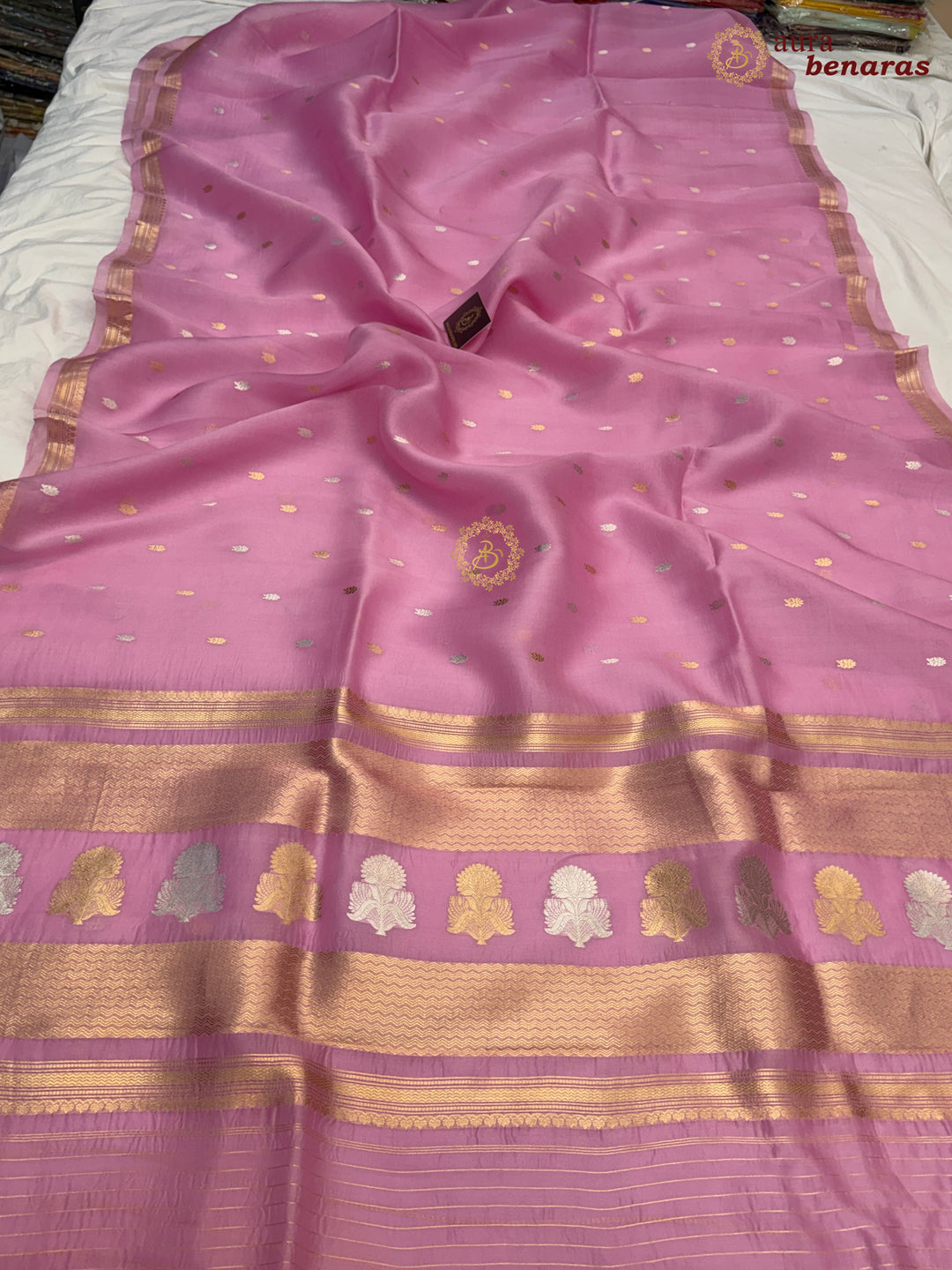 Pure Pinkish Lavender Kora Silk Banarasi Saree with Kadhwa Flower Butas