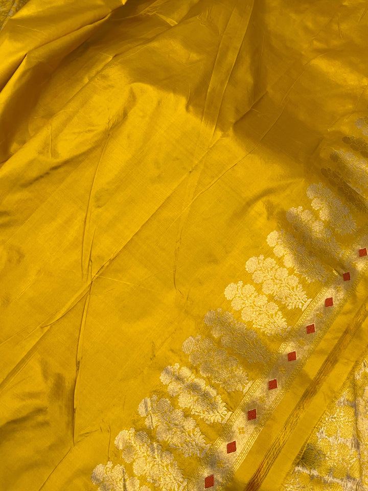 Plain blouse piece with matching border included with pure Katan silk Banarasi saree