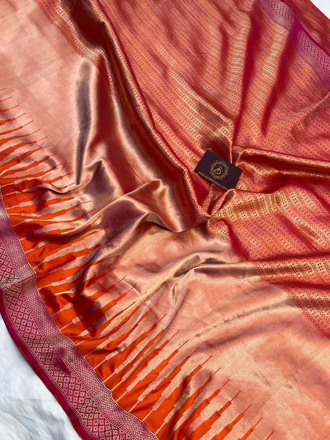 Pure Katan silk handloom Banarasi saree with temple border and contrast rani pink border