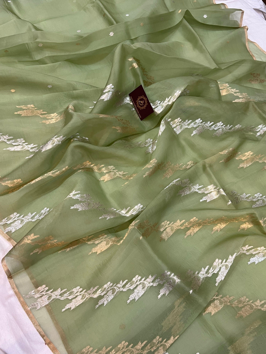 Pastel Olive Green Banarasi Handloom Kora Silk Saree - Aura Benaras