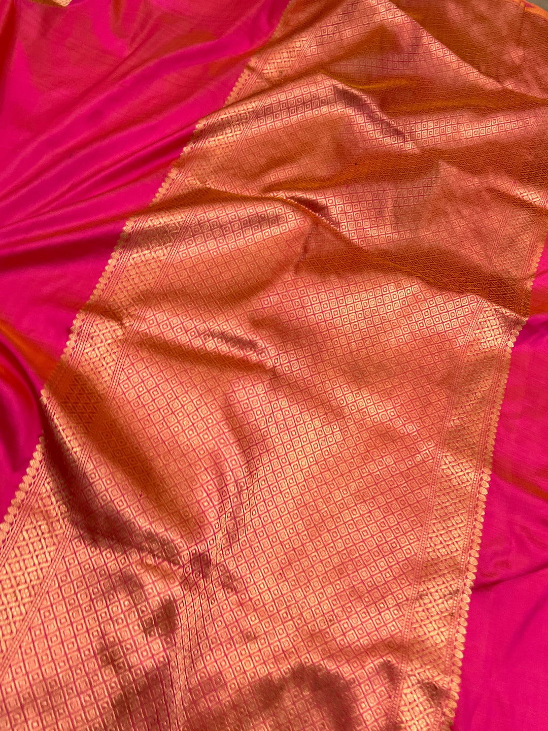 Orangesh pink Pure Katan Silk Handloom Banarasi Saree