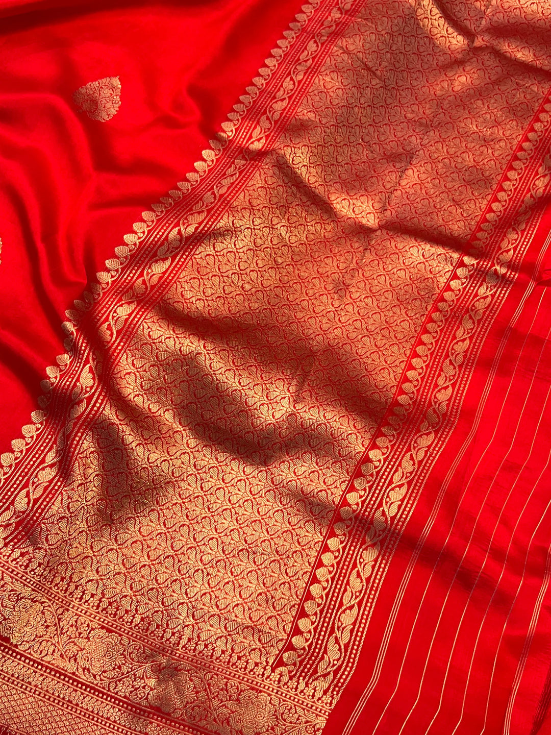 Red Pure Silk Handloom Banarasi Saree
