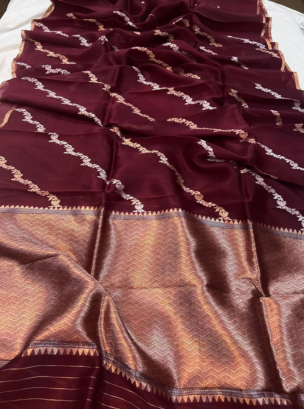 Maroon Banarasi Handloom Kora Silk Saree - Aura Benaras
