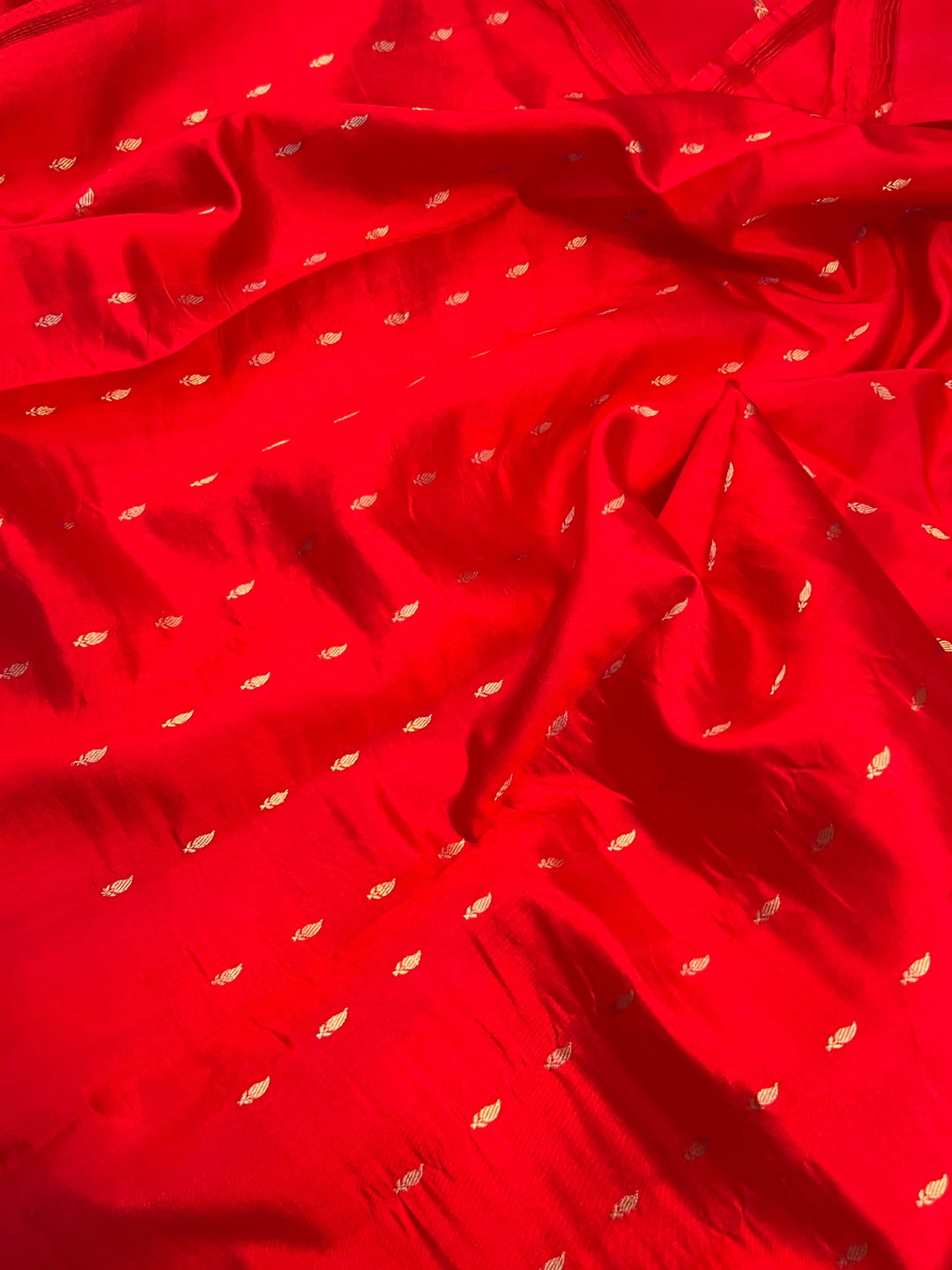 Red Pure Silk Handloom Banarasi Saree