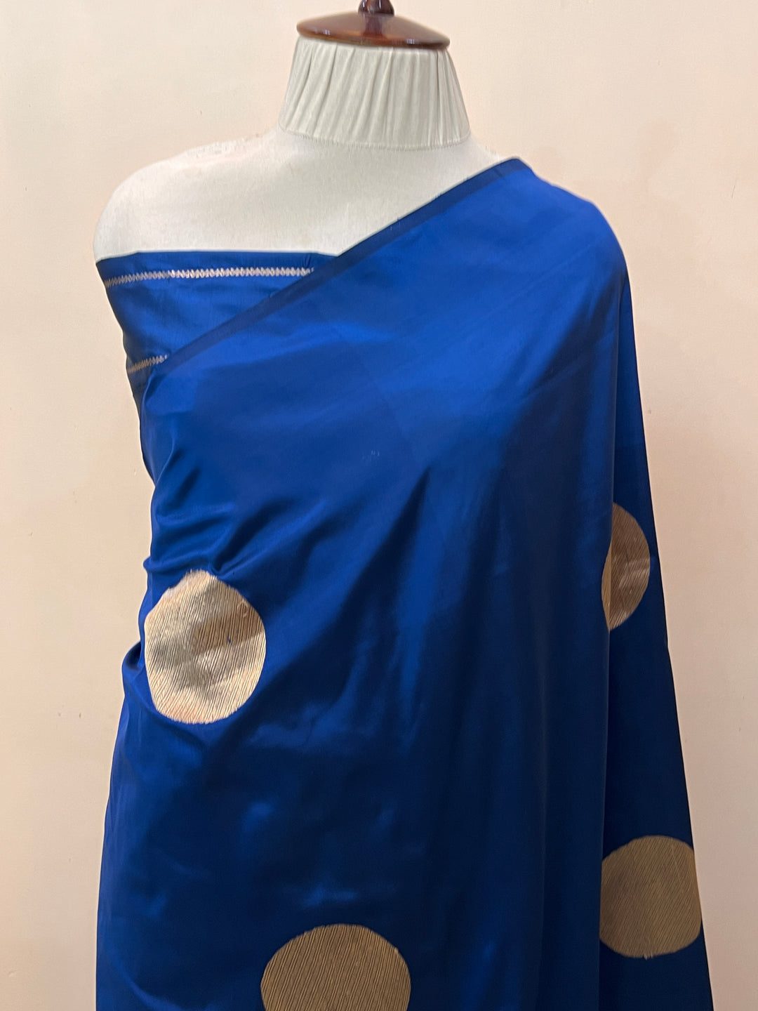 Royal Blue Pure Katan Silk Handloom Banarasi Saree