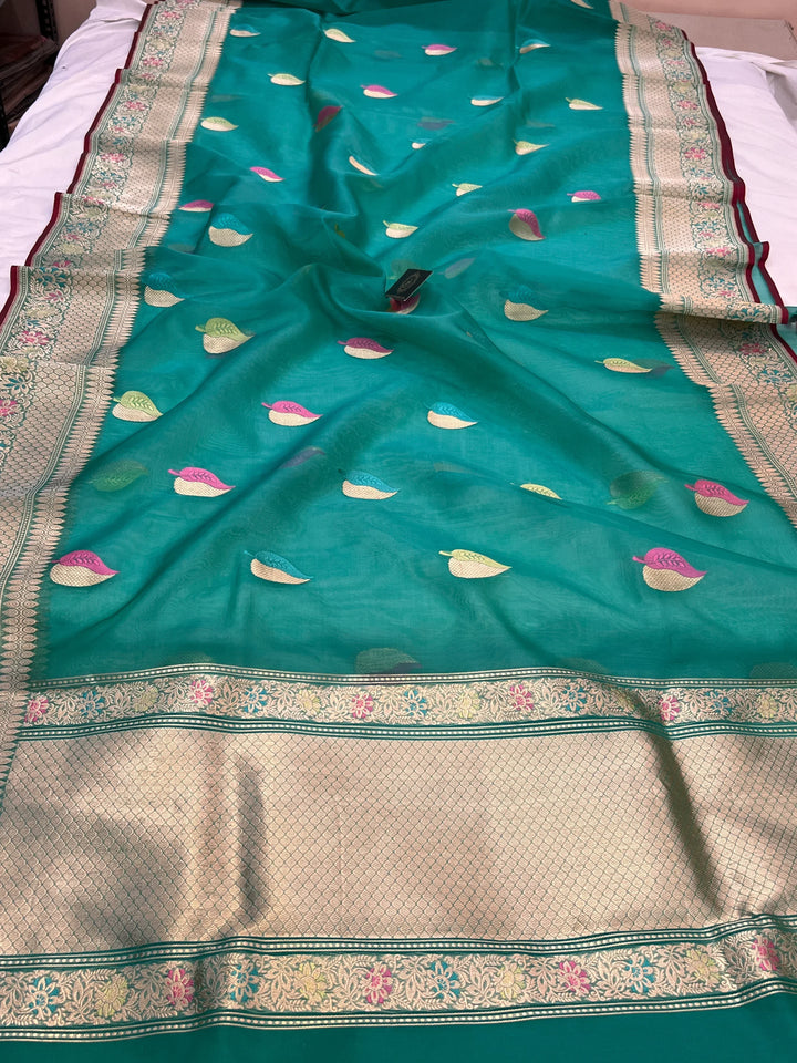 Sea Green Banarasi Handloom Kora Silk Saree - Aura Benaras
