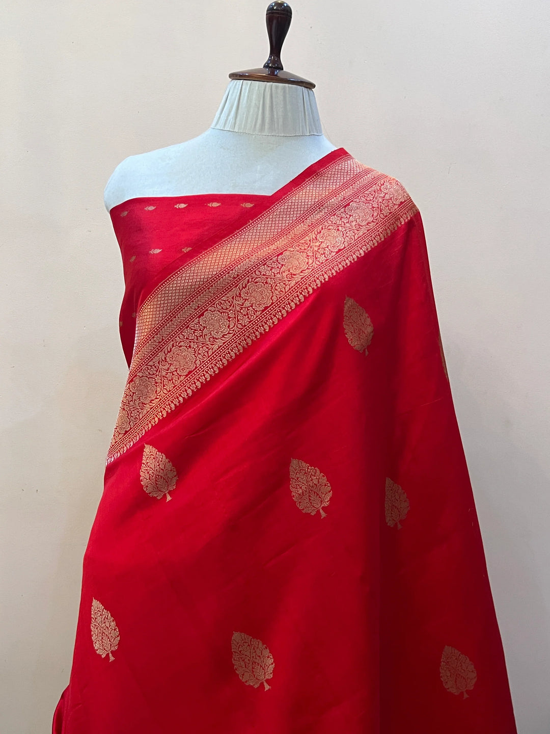 Red Pure Silk Handloom Banarasi Saree