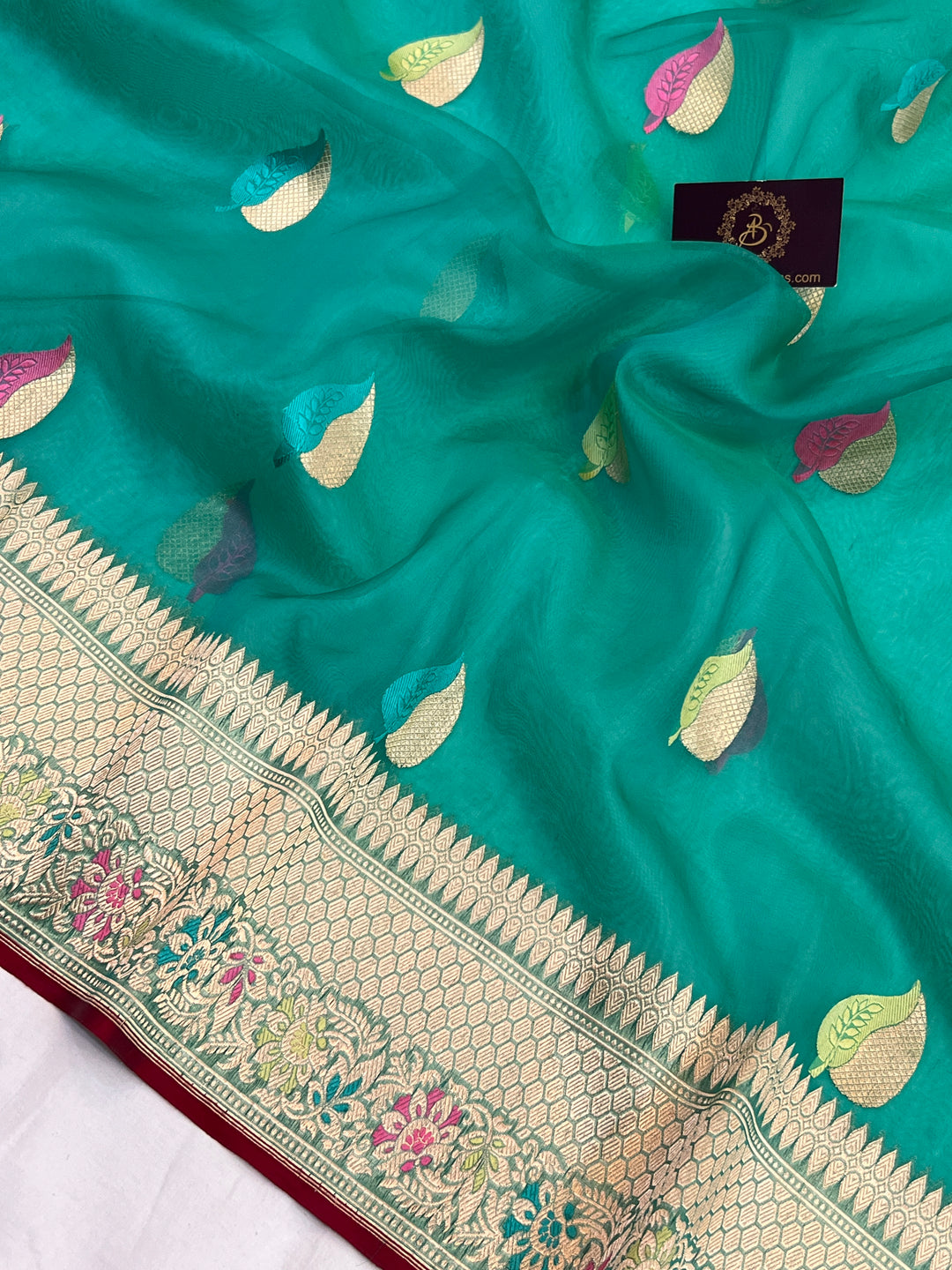 Sea Green Banarasi Handloom Kora Silk Saree - Aura Benaras