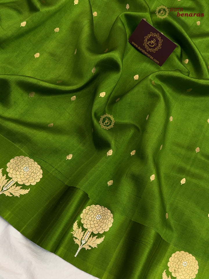 Mehandi Green Pure Banarasi Handloom Silk Saree - Aura Benaras