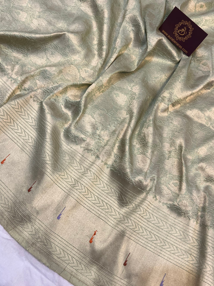 Pastel Pista Green Banarasi Handloom Katan Silk Saree - Aura Benaras