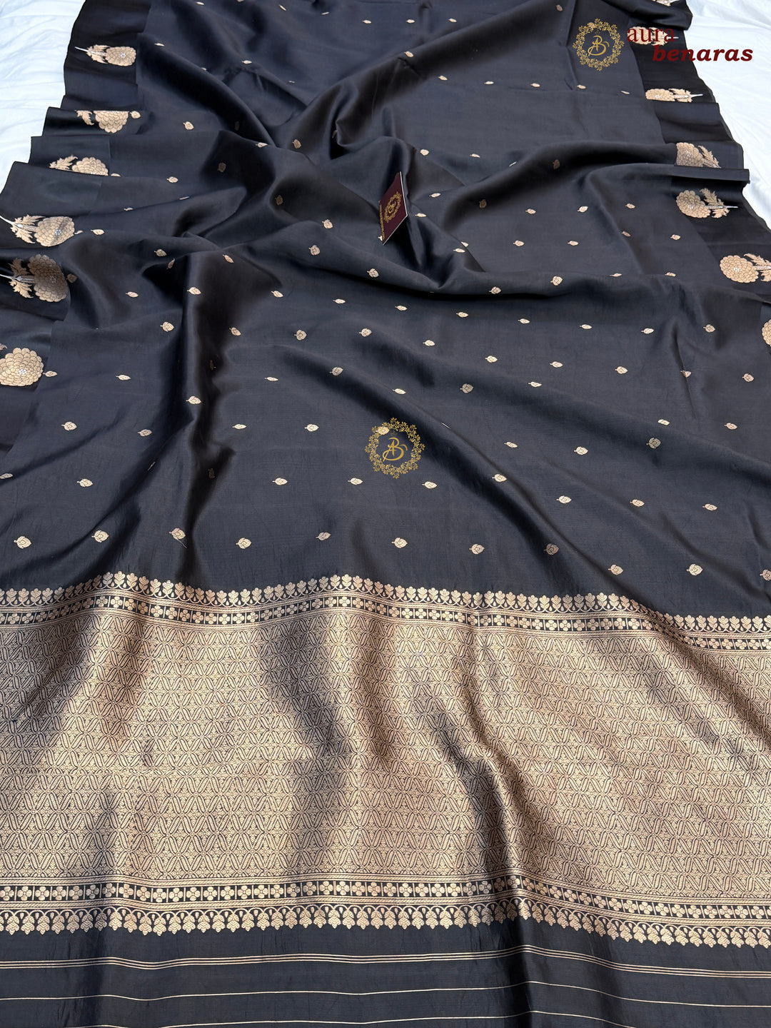 Black Pure Banarasi Handloom Silk Saree - Aura Benaras