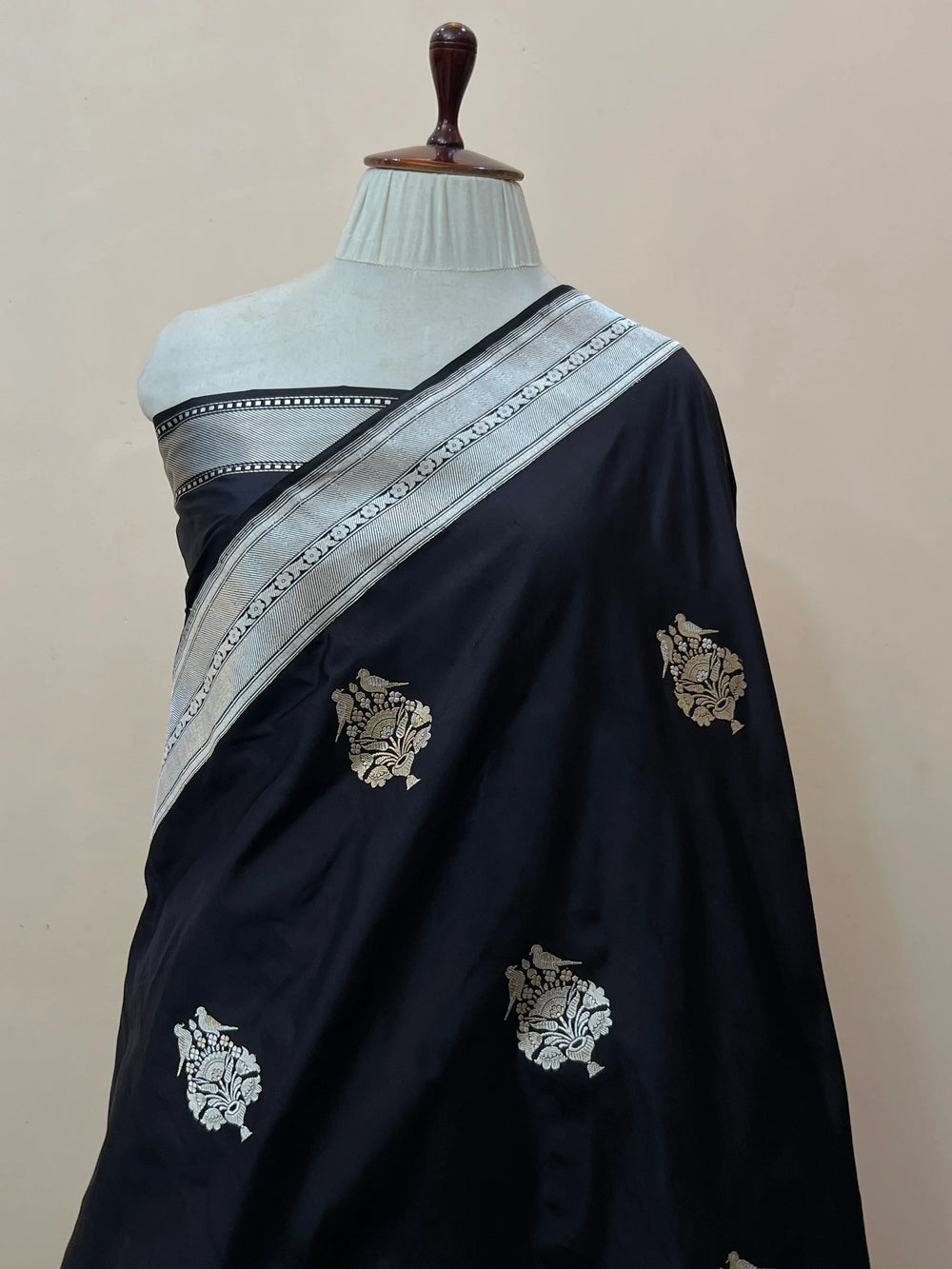 Black Pure Katan Silk Handloom Banarasi Saree