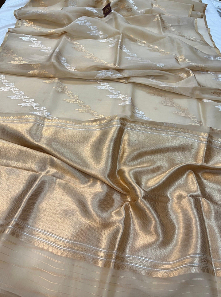 Cream Banarasi Handloom Kora Silk Saree - Aura Benaras