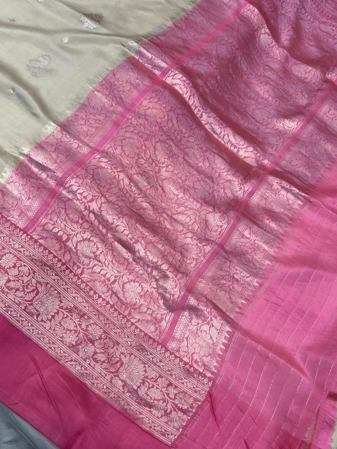 Pure silk Banarasi handloom saree with silver zari Kadhwa buta and Mashru silk border