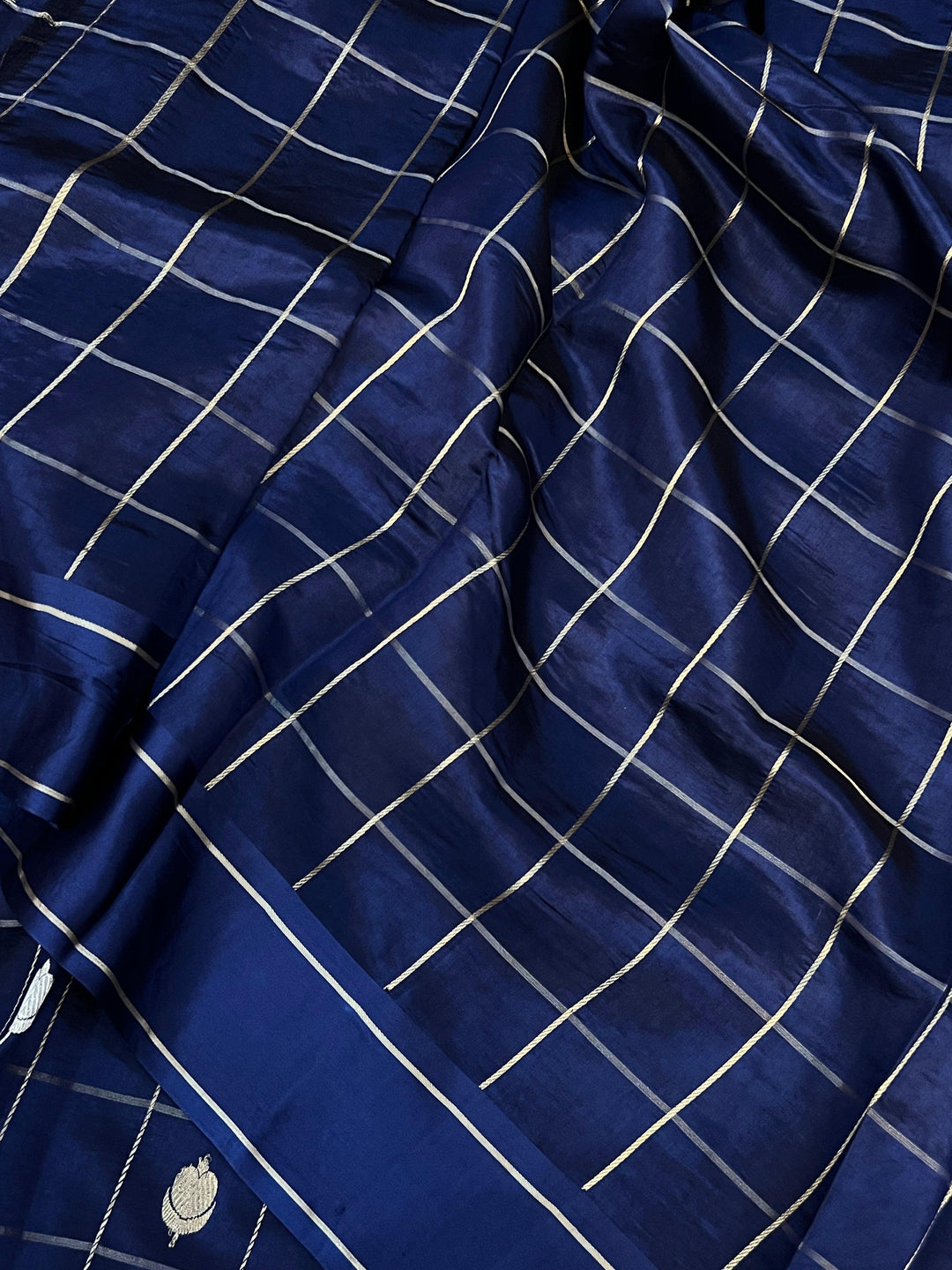 Navy Blue Pure Banarasi Handloom Silk Saree - Aura Benaras