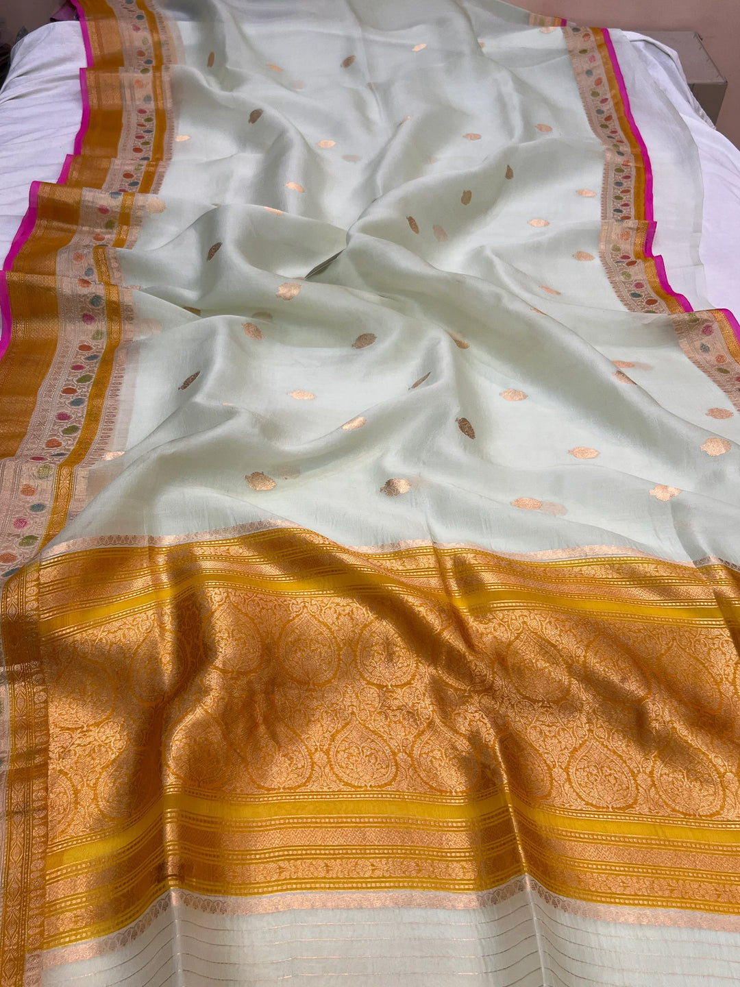 Pani Pista Green Pure Kora Silk Handloom Banarasi Saree