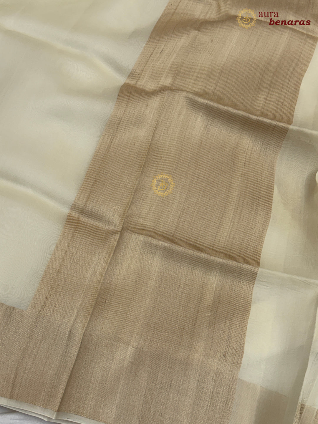 Off White Kora Silk Saree | Aura Benaras