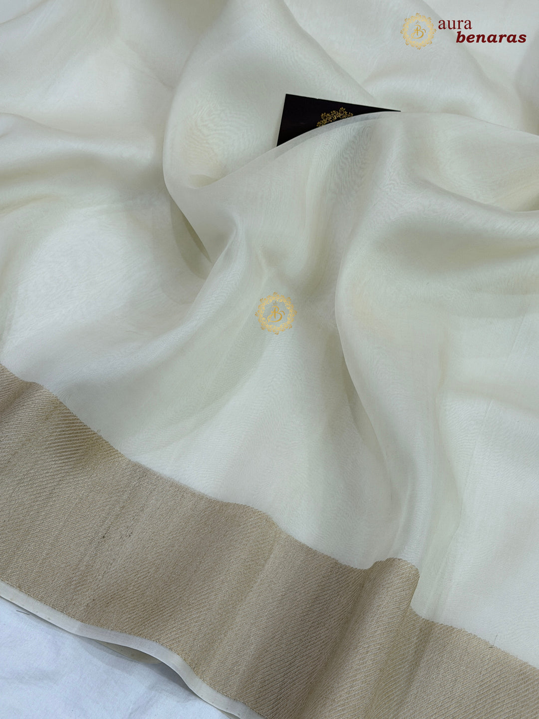 Off White Kora Silk Saree | Aura Benaras