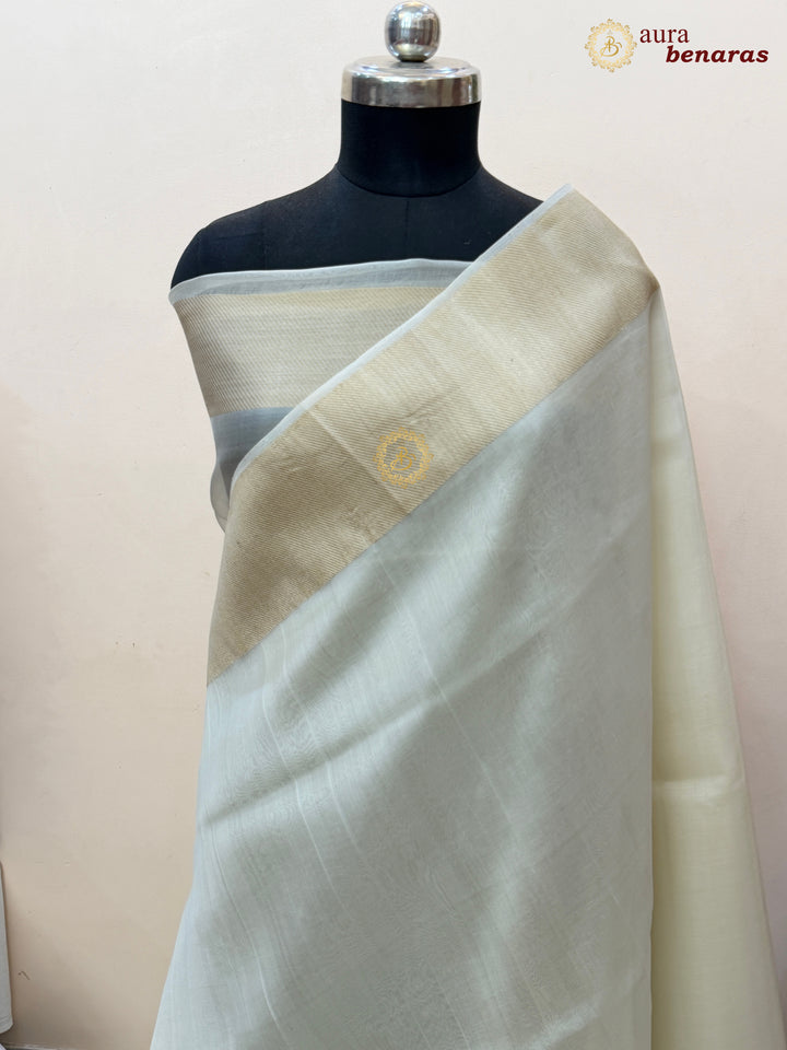 Off White Kora Silk Saree | Aura Benaras