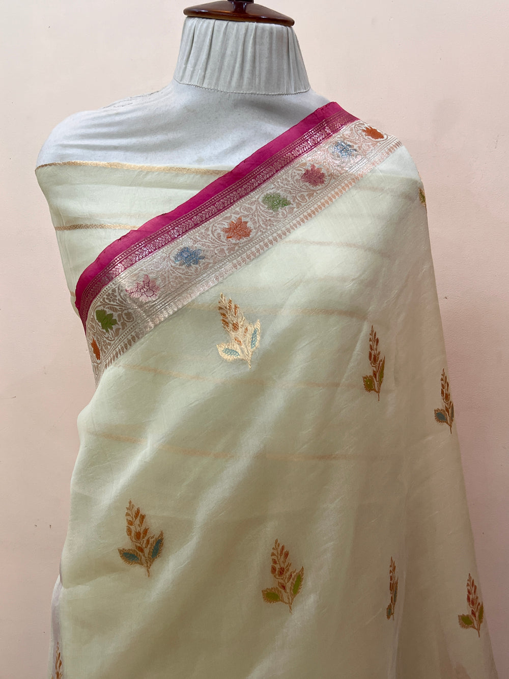 Off White Pure Kora Silk Handloom Banarasi Saree