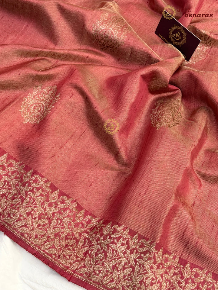 Red Raw Silk Banarasi Saree – Kadhwa Floral Design