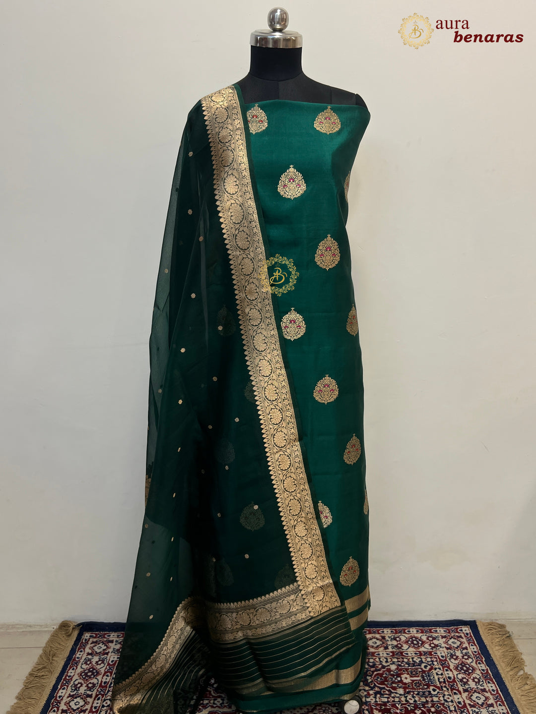 Bottle Green Pure Banarasi Silk Unstitched Suit Kadhwa Work