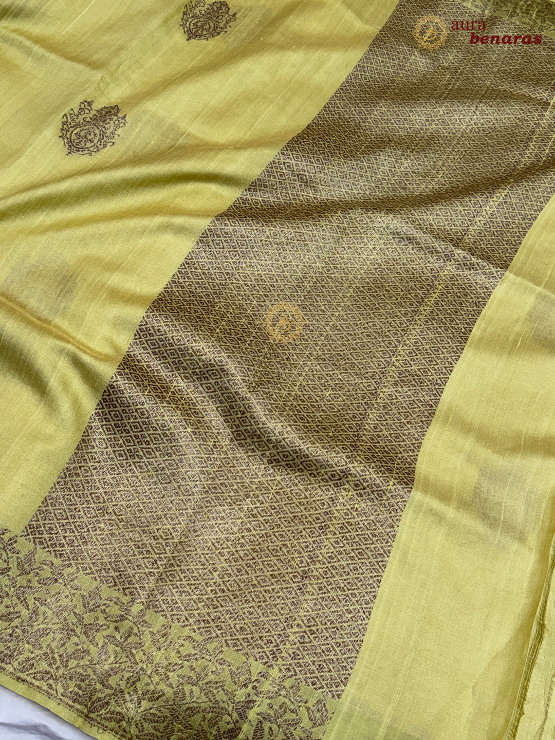 Pista Green Raw Silk Banarasi Saree – Kadhwa Floral Design