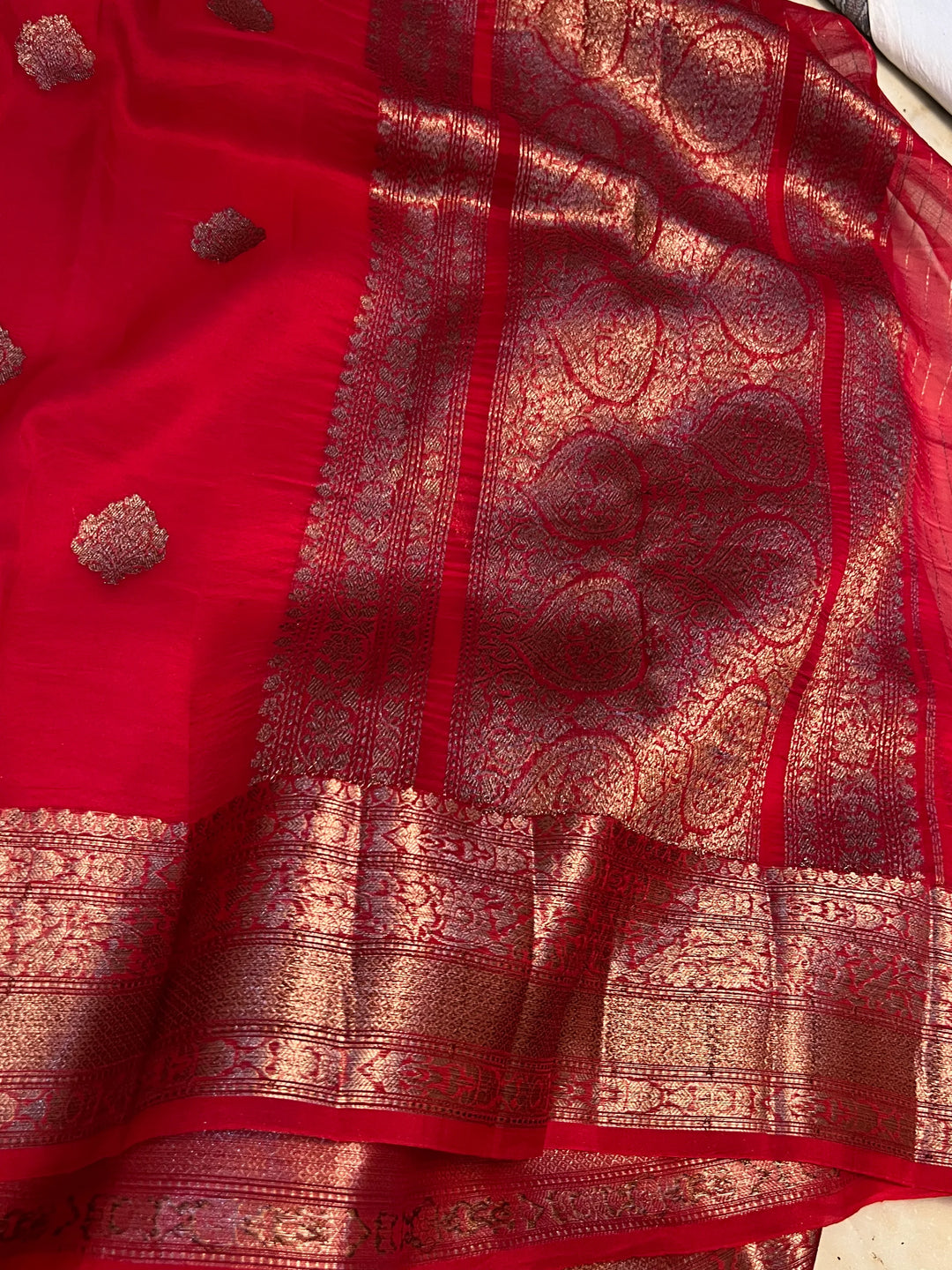 Red Kora Silk Handloom Banarasi Saree with Kadhwa Motifs