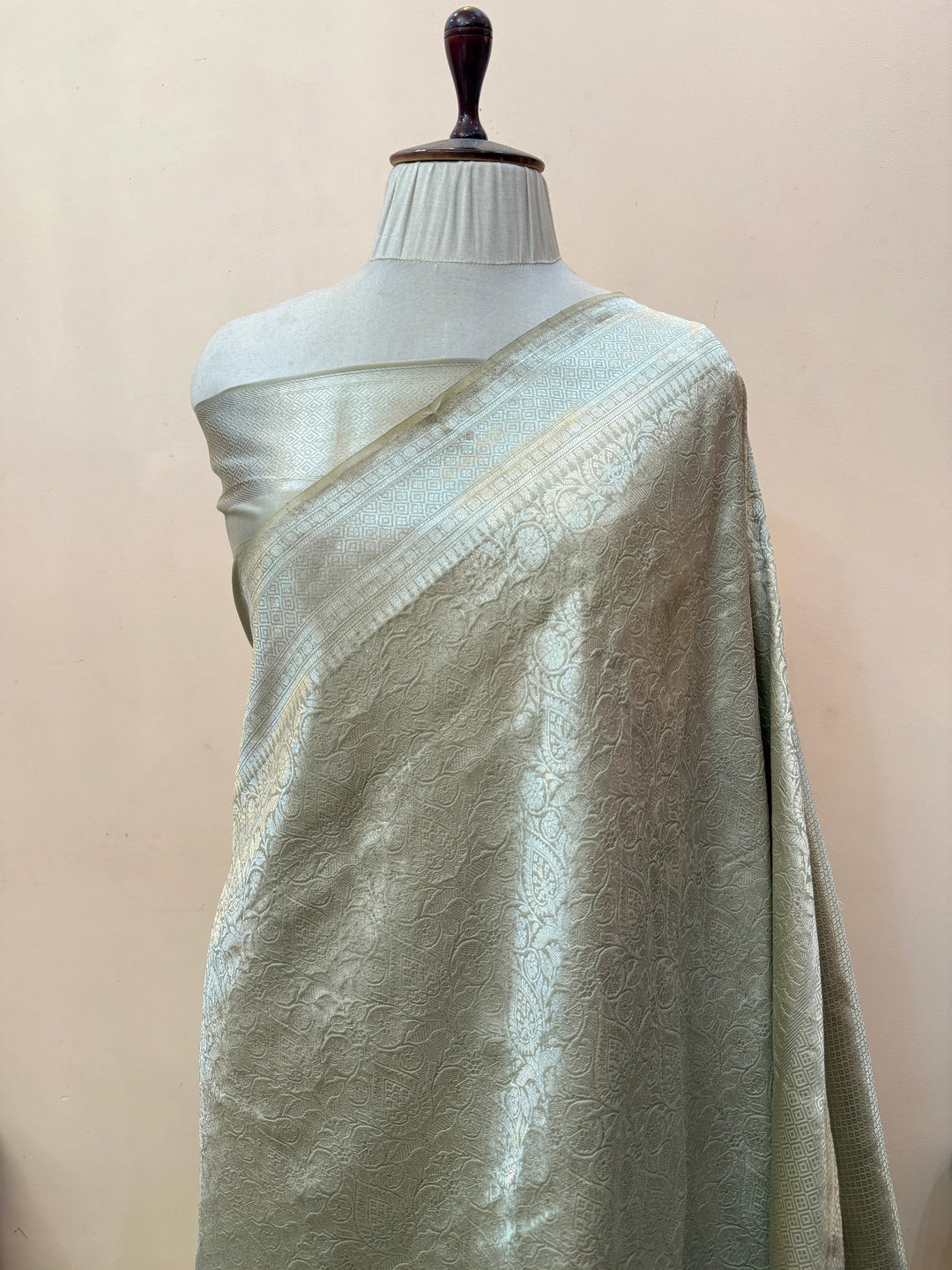 Grey Pure Katan silk Handloom Banarasi Saree