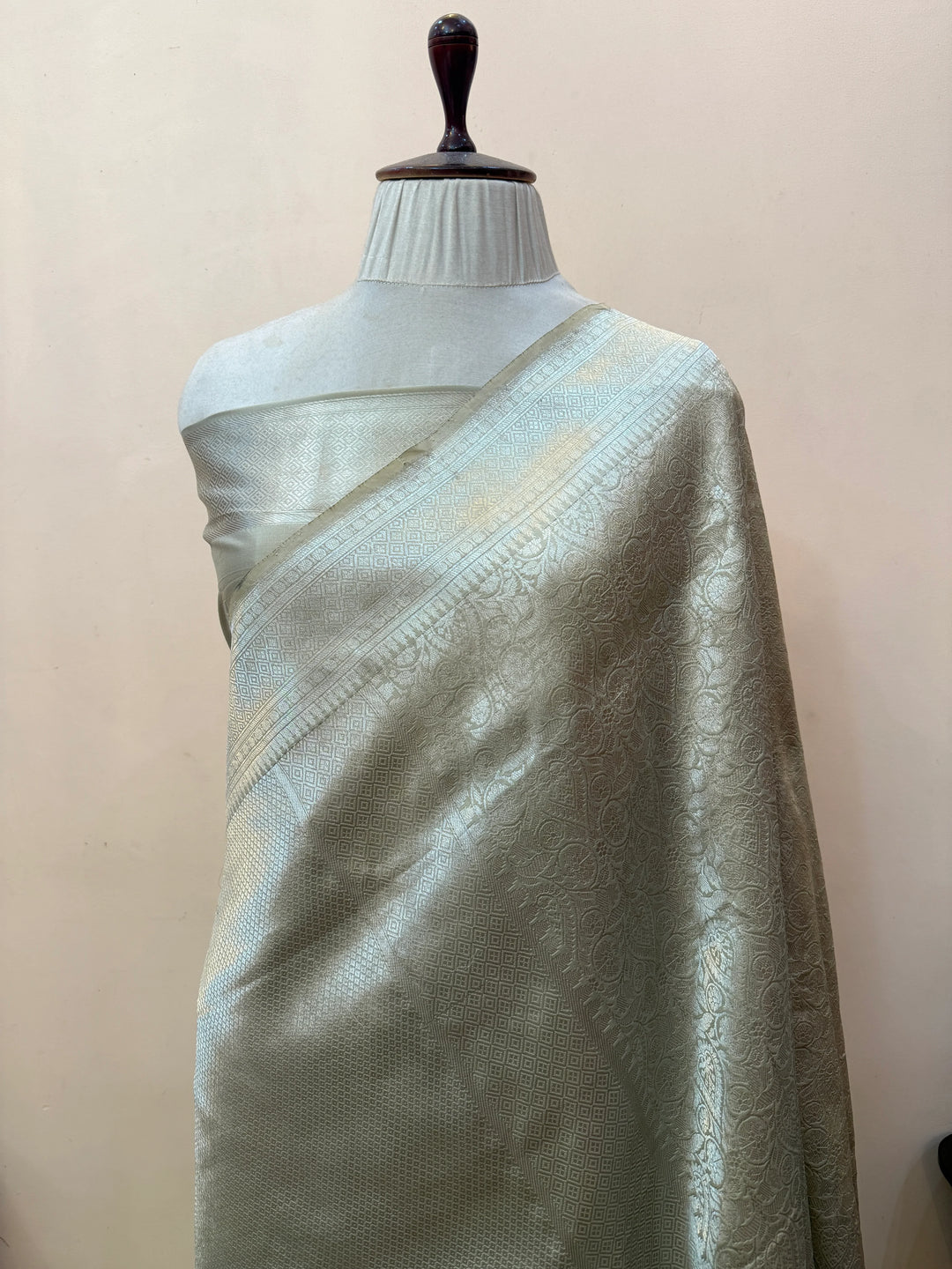 Grey Pure Katan silk Handloom Banarasi Saree