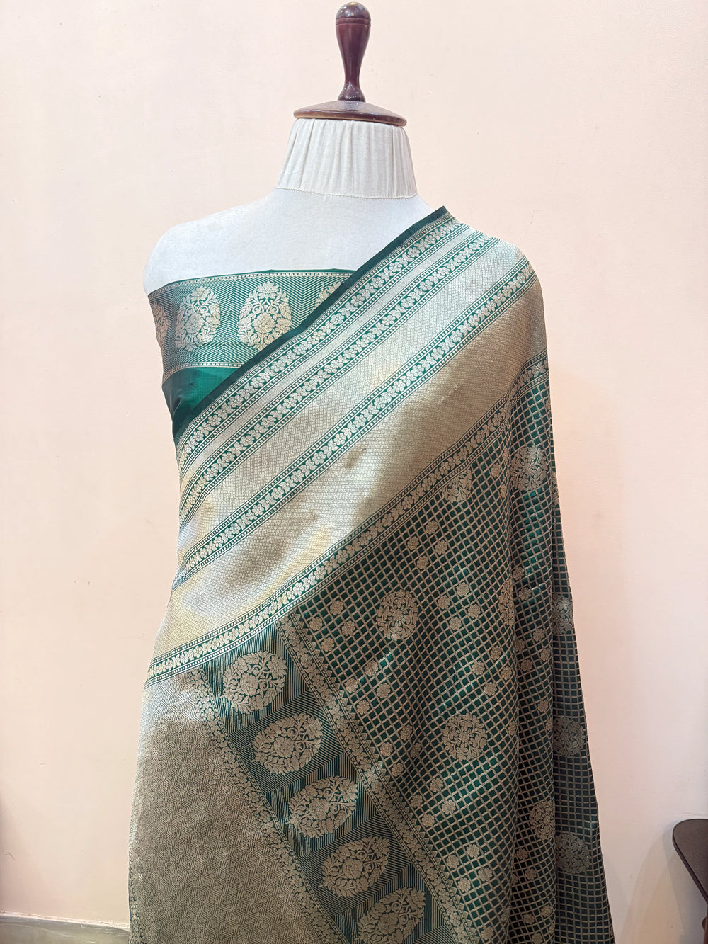 Bottle Green Pure Katan silk Handloom Banarasi Saree