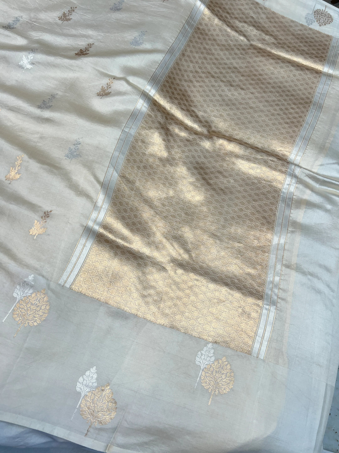 Cream Pure Silk Handloom Banarasi Saree